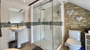 Photo 13- click for photo gallery